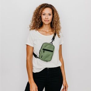 Brixley Crossbody Sling in Green